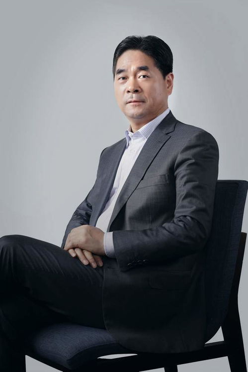 王振华的辩护律师陈有西,你脱了裤子,就给我们看这个